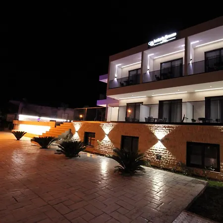 Ionian's Breeze كساميل