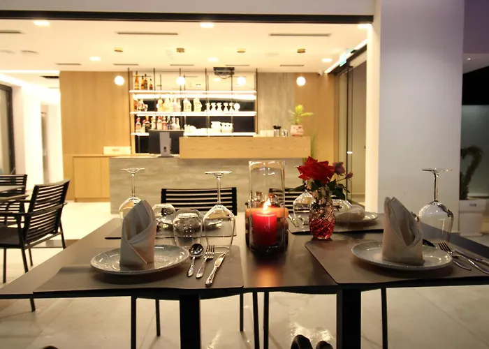 Ionian's Breeze فندق كساميل